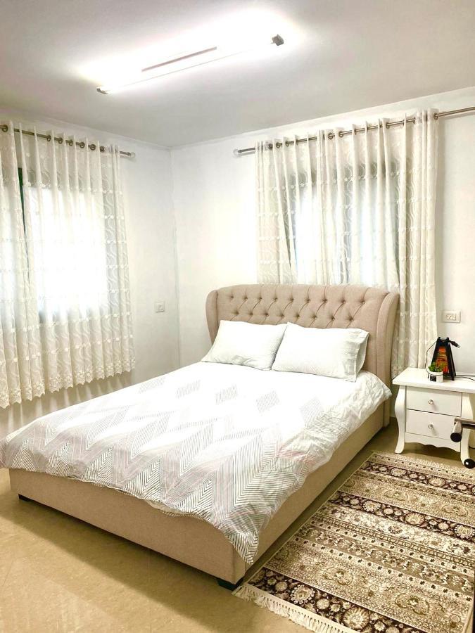 Toptop Majdal Shams Buitenkant foto